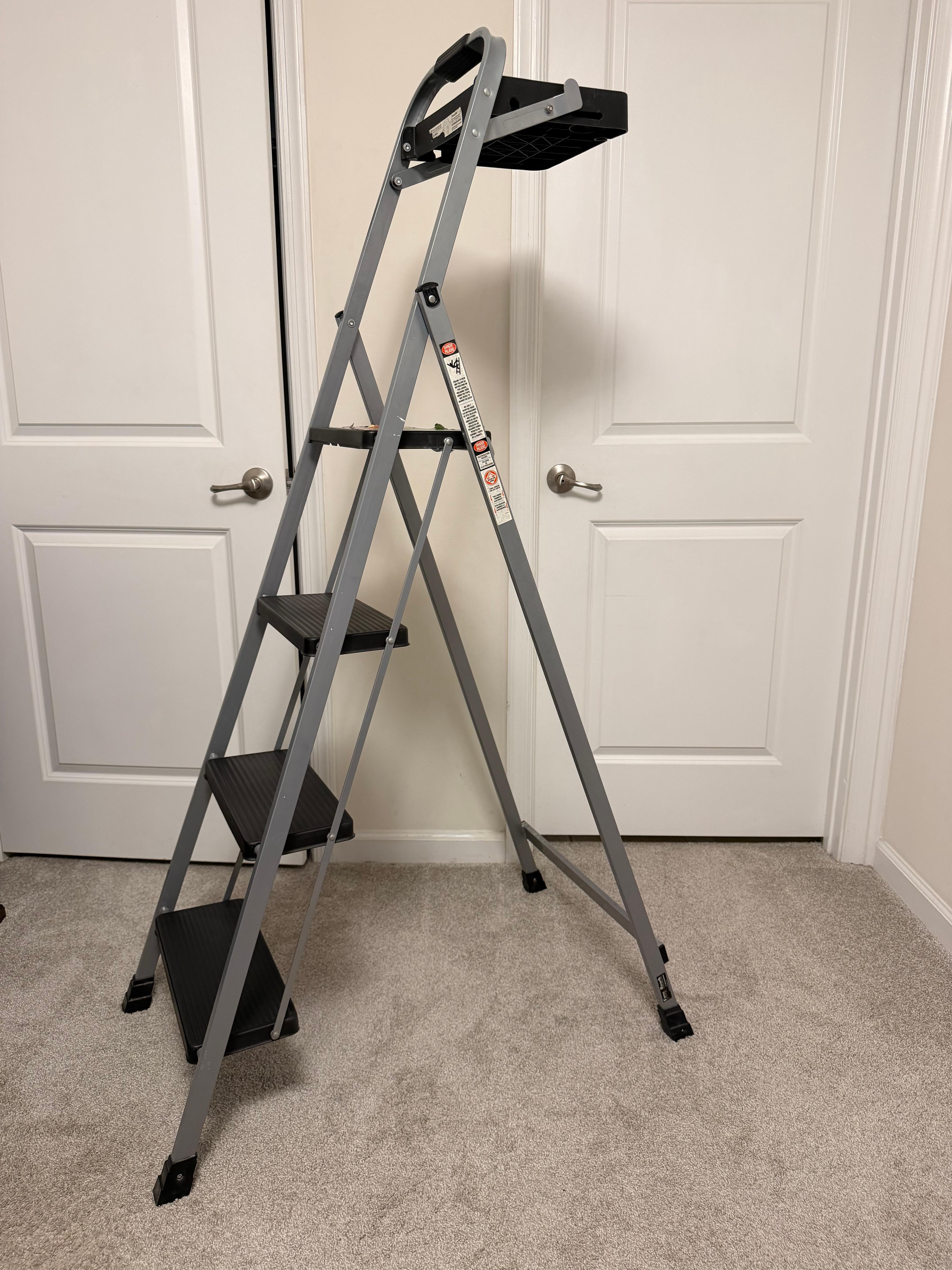 5.5 ft Ladder
