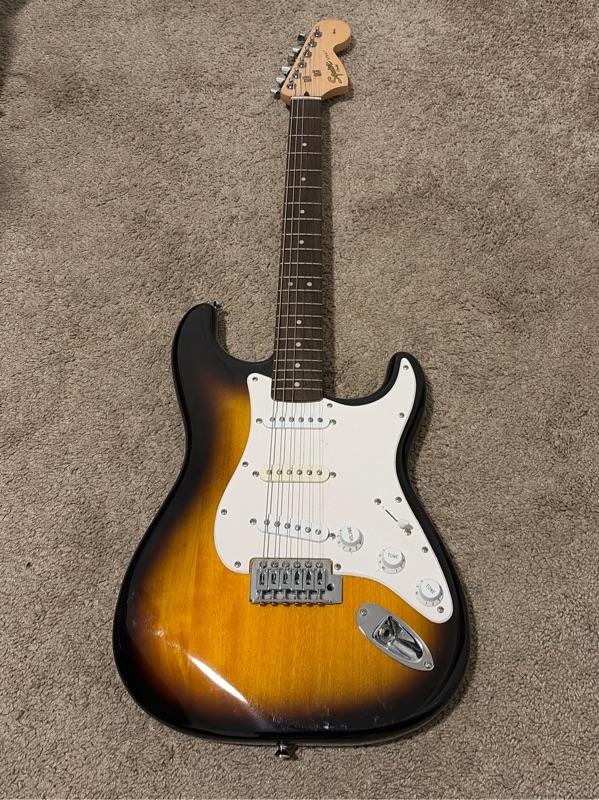 Squier Fender Guitar